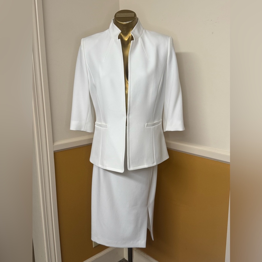 Preston and York side 8 ladies White Skirt Suit Set